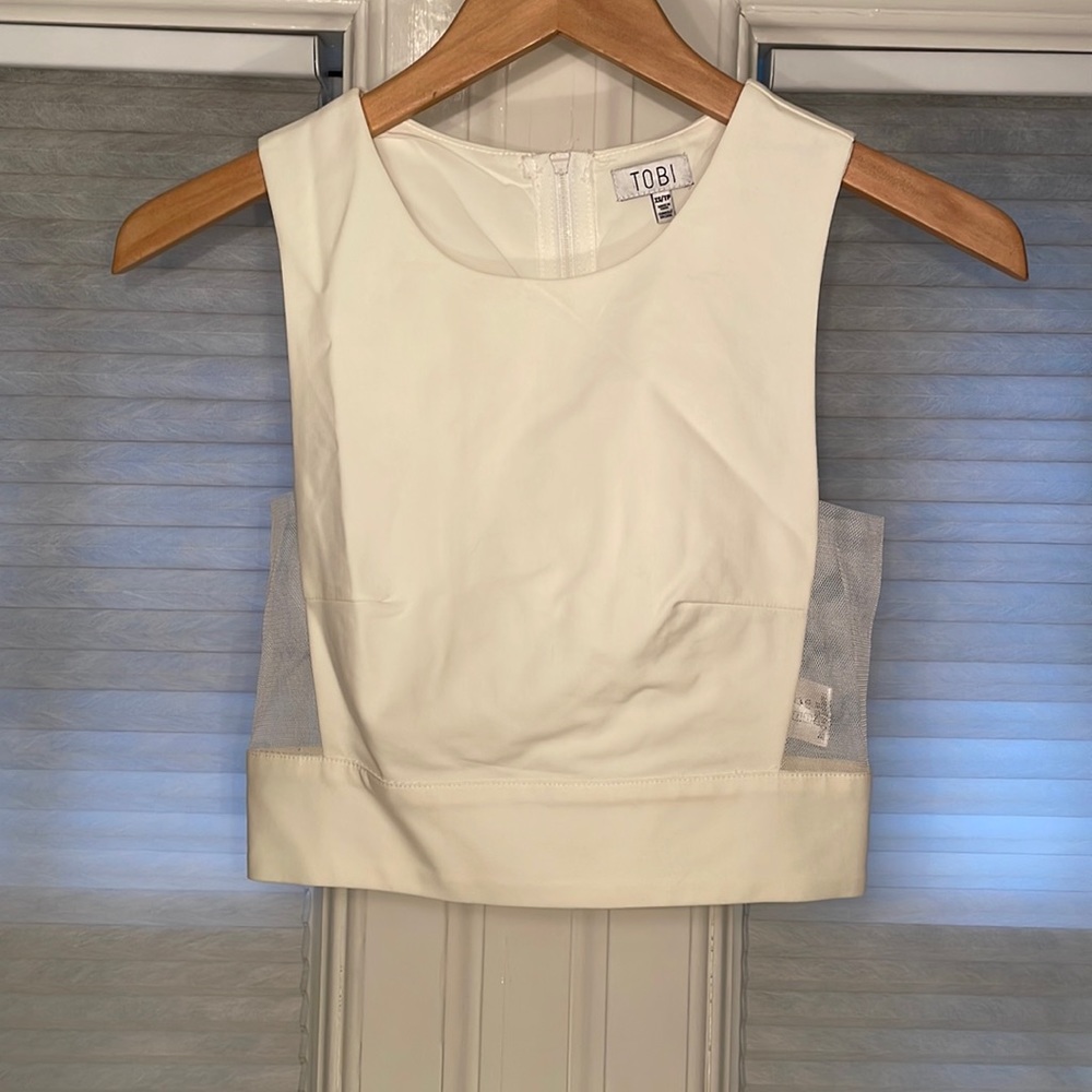 Tobi Crop top